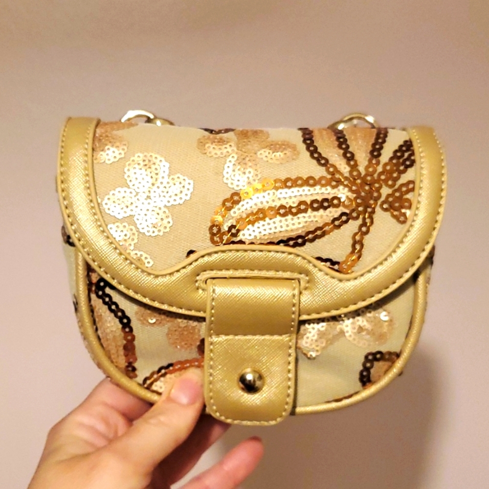 NWT! Joan Bouce mini crossbody floral sequin purse